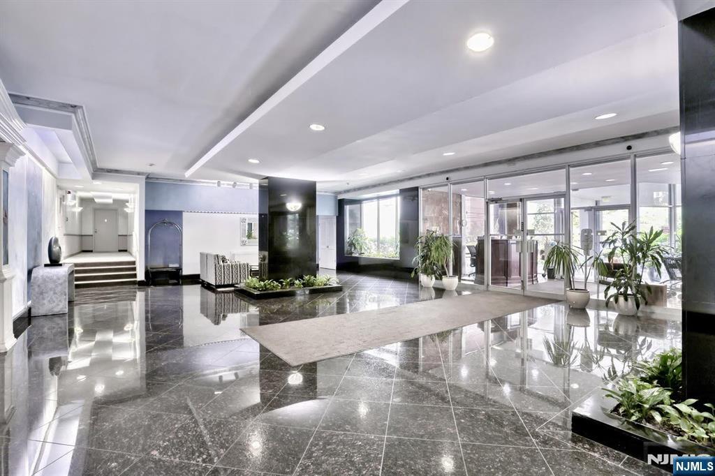280 Prospect, Unit 6J Hackensack, NJ 07601 - Photo 7 of 43