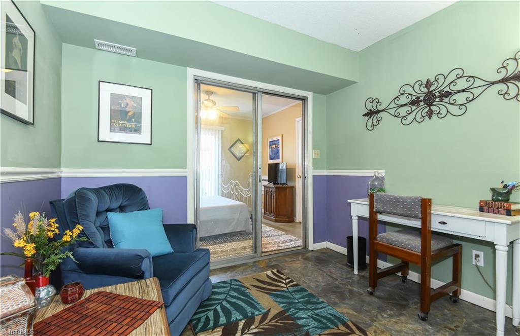 5735 Bramblegate Road, Unit E Greensboro, NC 27409 - Photo 12 of 25 Gallery Image 12