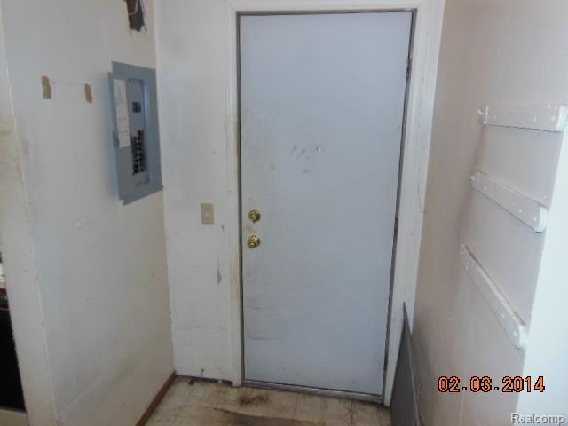 26669 Rialto Street Madison Heights, MI 48071 - Photo 12 of 23 DSCN0489.jpg