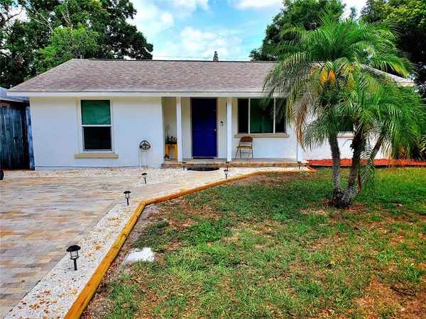 $299,900 | 430 1st Avenue Northeast, Largo, FL 33770