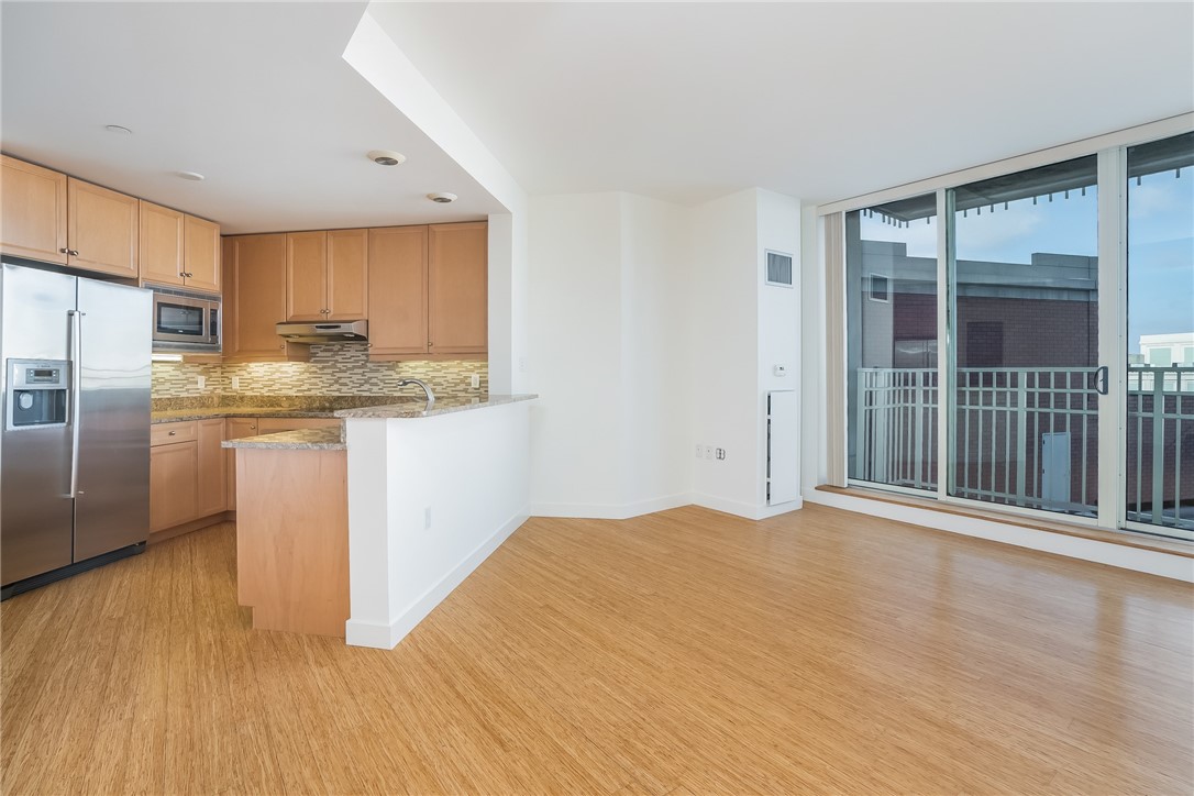 1 West Exchange Street, Unit 1701 Providence, RI 02903 - Photo 2 of 12