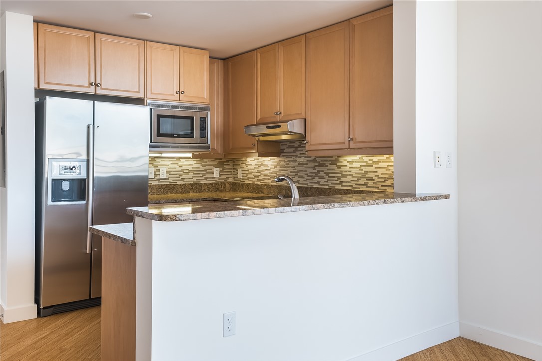 1 West Exchange Street, Unit 1701 Providence, RI 02903 - Photo 3 of 12