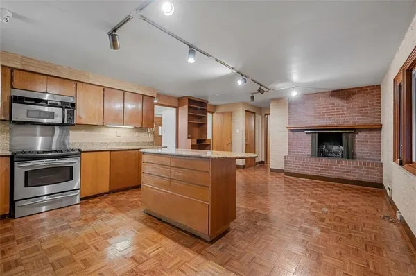 $494,900 | 25 Carleton Drive, Pittsburgh, PA 15243