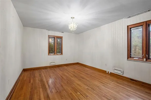 $494,900 | 25 Carleton Drive, Pittsburgh, PA 15243