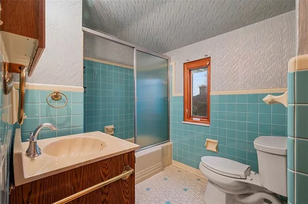 $494,900 | 25 Carleton Drive, Pittsburgh, PA 15243