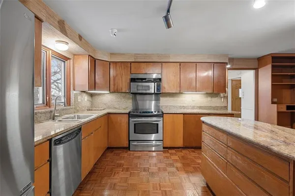 $494,900 | 25 Carleton Drive, Pittsburgh, PA 15243