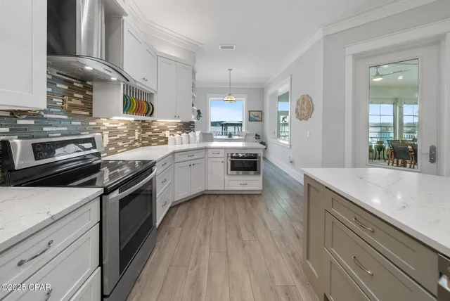 $1,550,000 | 803 Lake Powell Drive, Panama City Beach, FL 32413