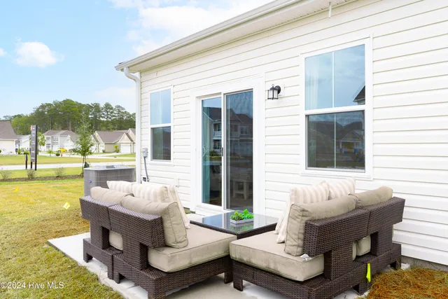 $239,600 | 2115 Northwest Wild Indigo Circle West, Unit 85, Calabash, NC 28467