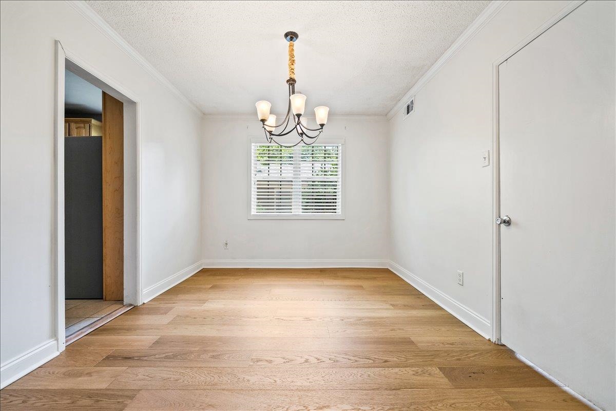 252 Barry Road Memphis, TN 38117 - Photo 11 of 39