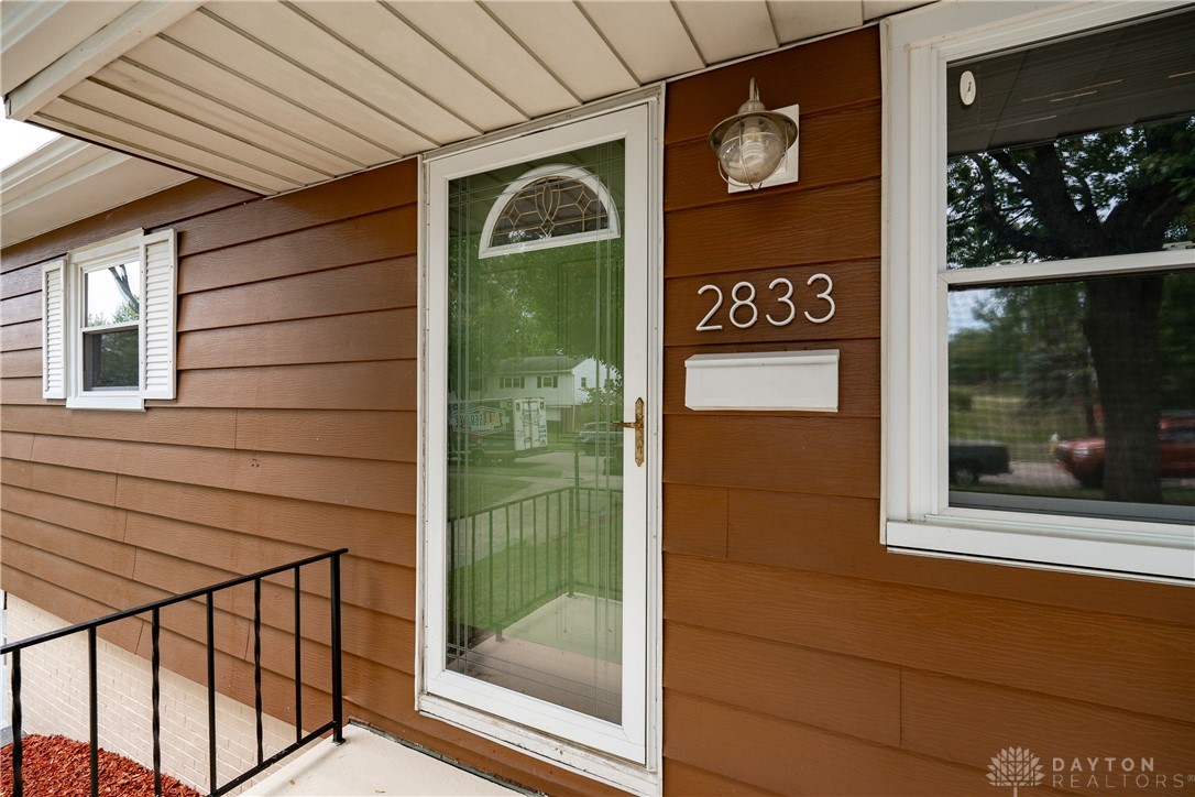 2833 Nacoma Place Kettering, OH 45420 - Photo 6 of 34