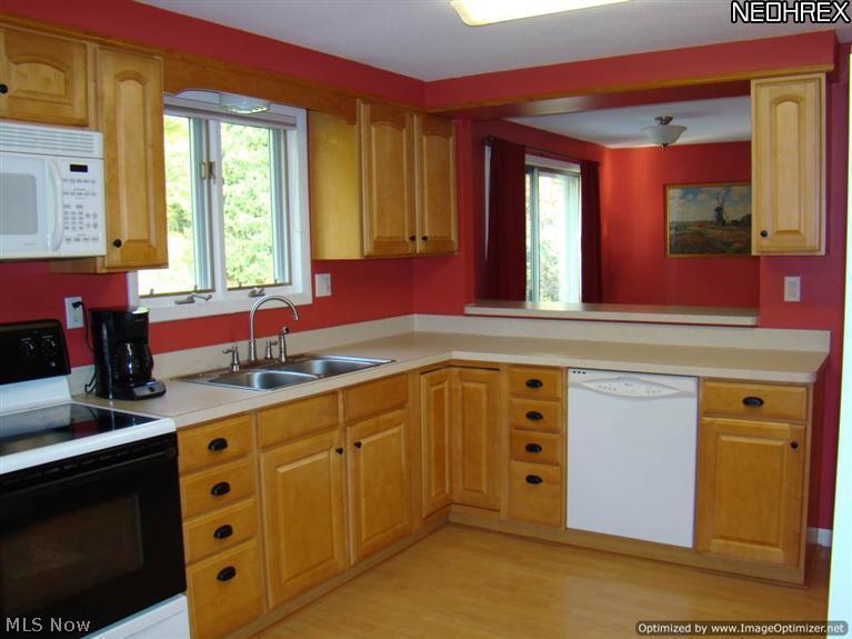 11702 Kile Road Chardon, OH 44024 - Photo 3 of 25 Gallery Image 3