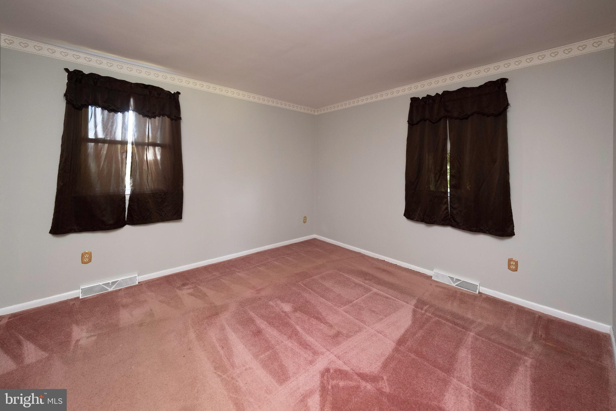 932 Highwood Avenue Reading, PA 19607 - Photo 14 of 21 Gallery Image 14