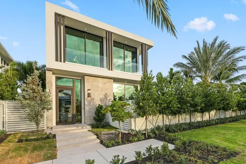 $5,150,000 | 340 Grove Place, Delray Beach, FL 33444