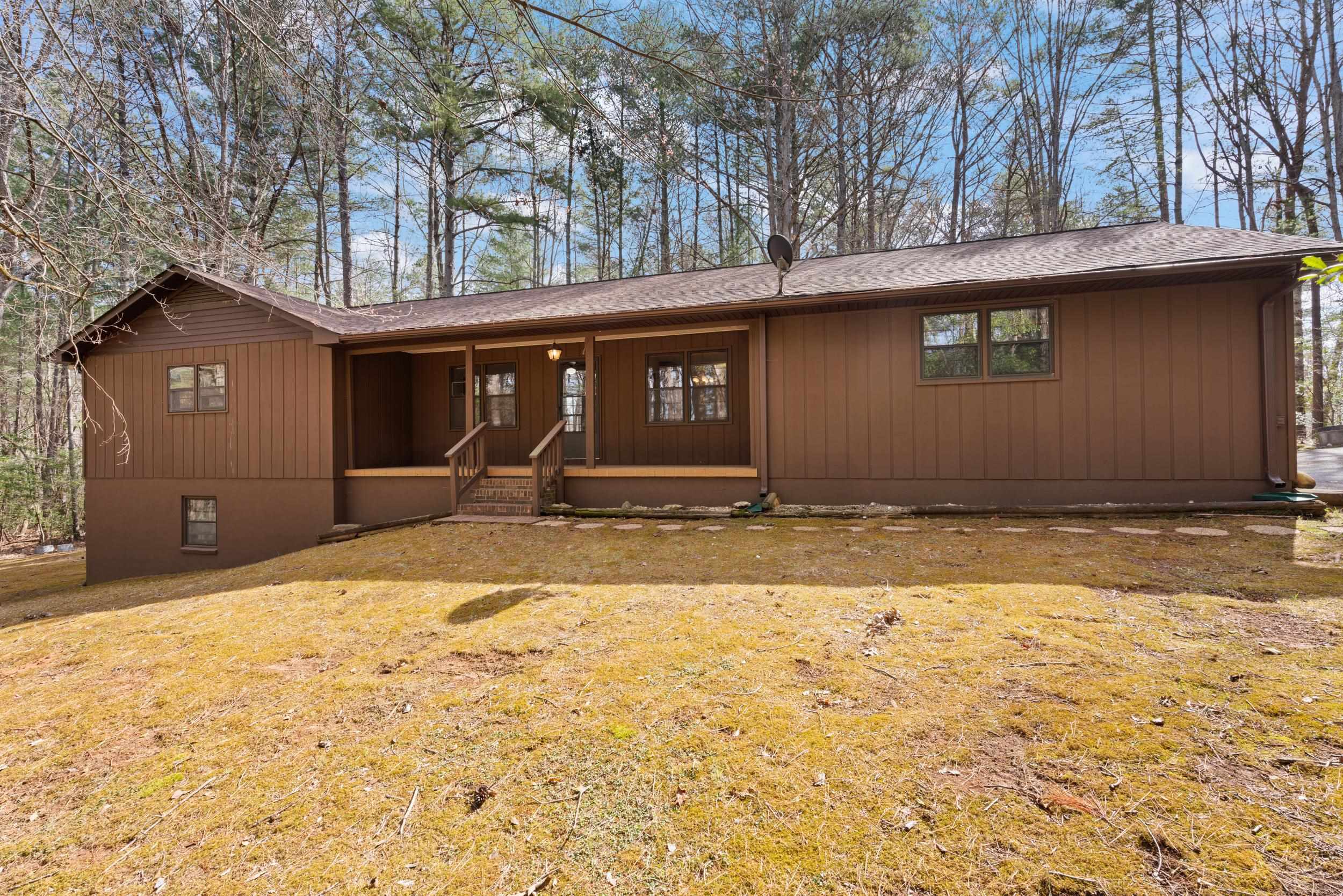 320 Arledge Road Landrum, SC 29356 - Photo 2 of 37