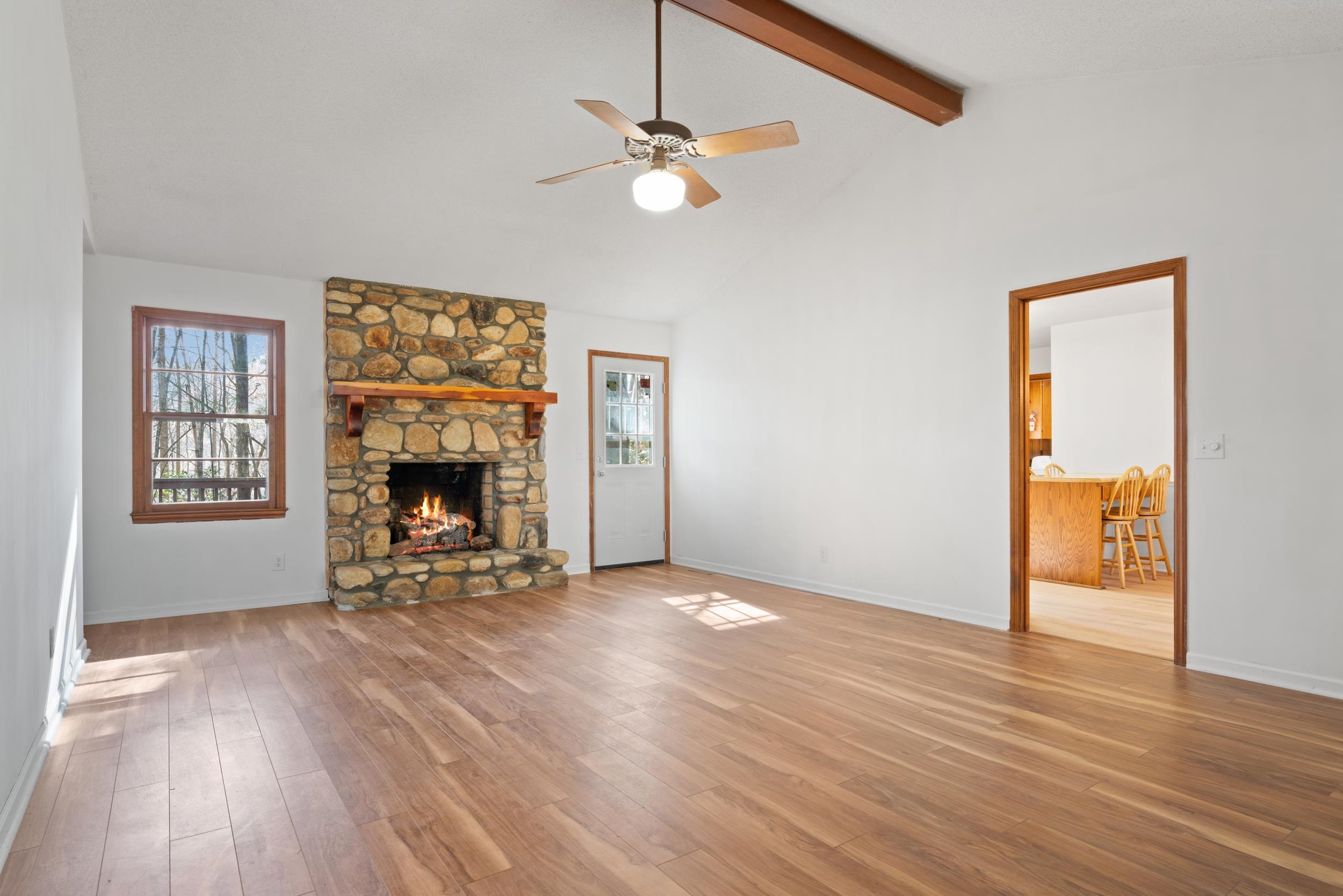 320 Arledge Road Landrum, SC 29356 - Photo 6 of 37
