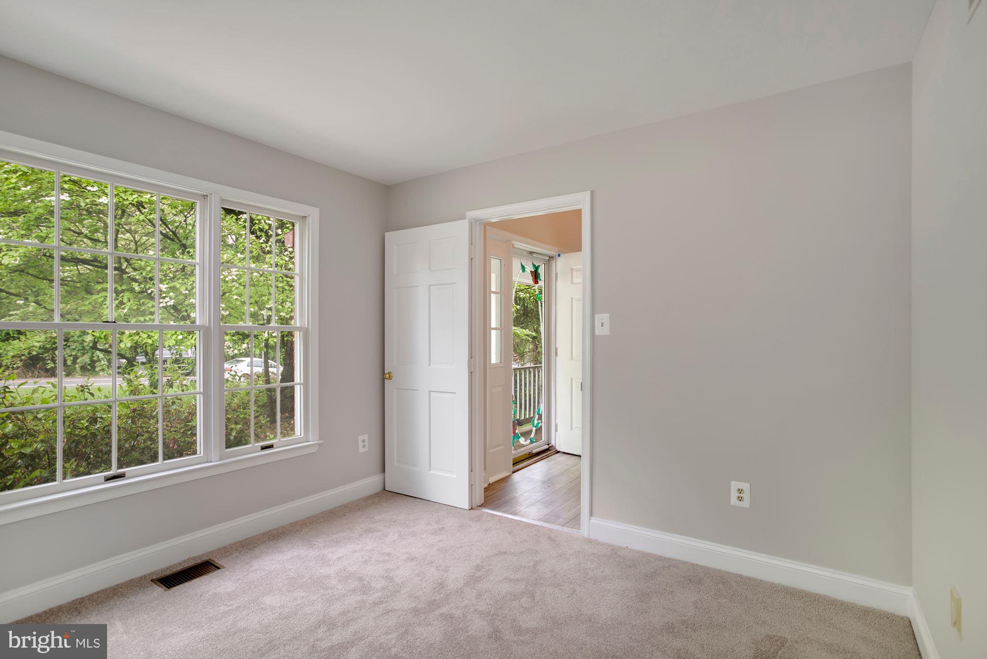 6109 Hillmeade Road Bowie, MD 20720 - Photo 6 of 33