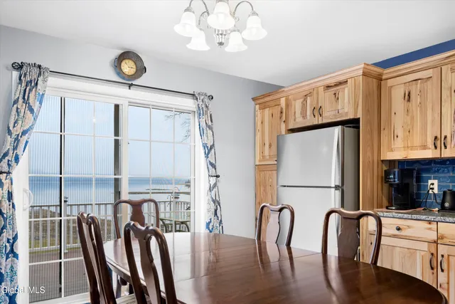 $799,900 | 121 Friendship Drive, Broadalbin, NY 12025