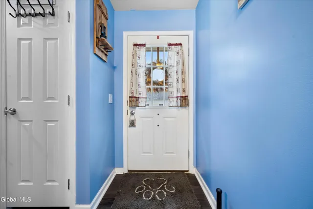 $799,900 | 121 Friendship Drive, Broadalbin, NY 12025