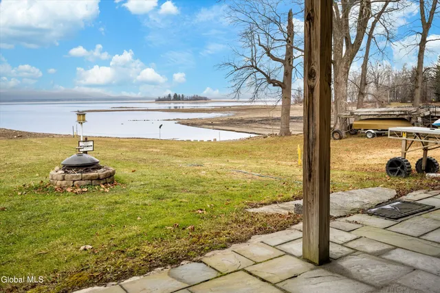 $799,900 | 121 Friendship Drive, Broadalbin, NY 12025