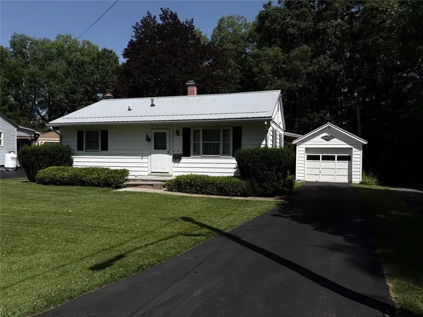 $155,500 | 3 Demarest Avenue, Sidney, NY 13838
