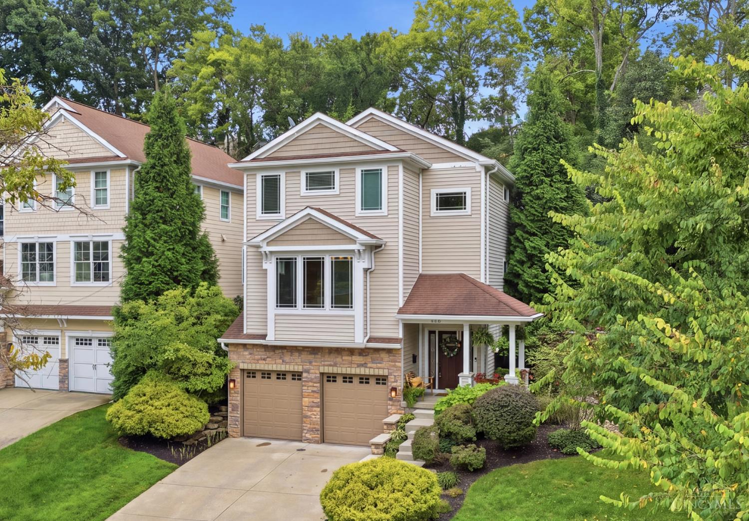 608 Rushton Road Cincinnati, OH 45226 - Photo 1 of 49 Gallery Image 1
