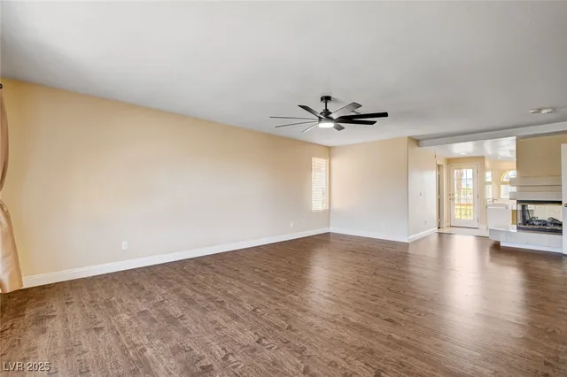 $4,100 | 2707 Mallard Landing Avenue, Henderson, NV 89074