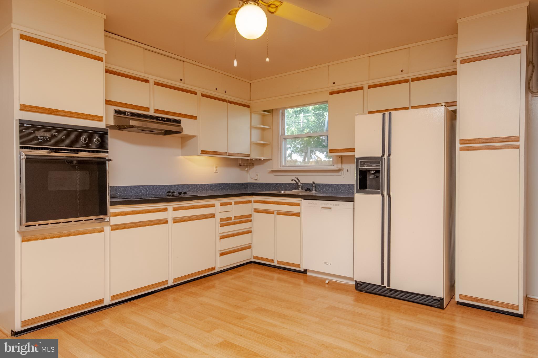 8904 Parlo Road Nottingham, MD 21236 - Photo 14 of 48