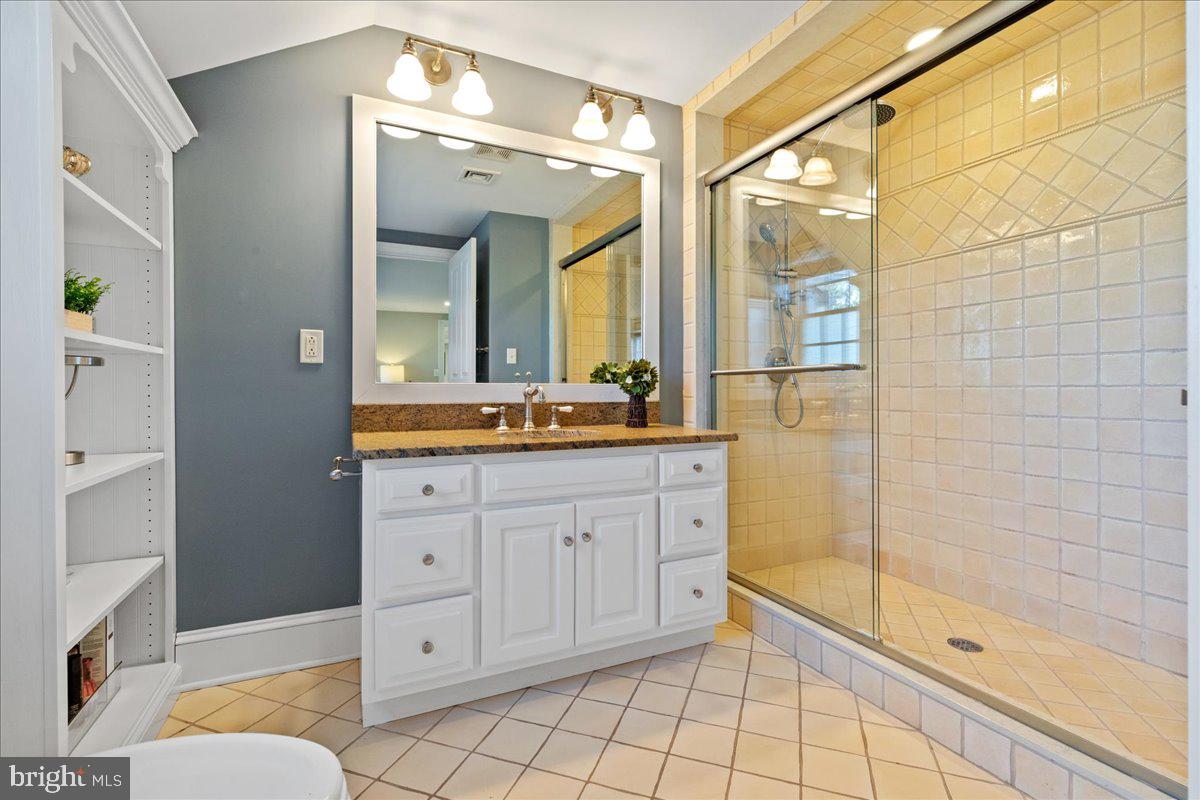 244 Russell Road Princeton, NJ 08540 - Photo 27 of 48 Ensuite Bath for Bed 2