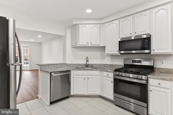 $549,000 | 1520 Northern Neck Drive, Unit 101, Vienna, VA 22182