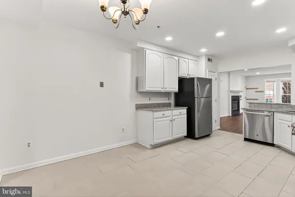 $549,000 | 1520 Northern Neck Drive, Unit 101, Vienna, VA 22182