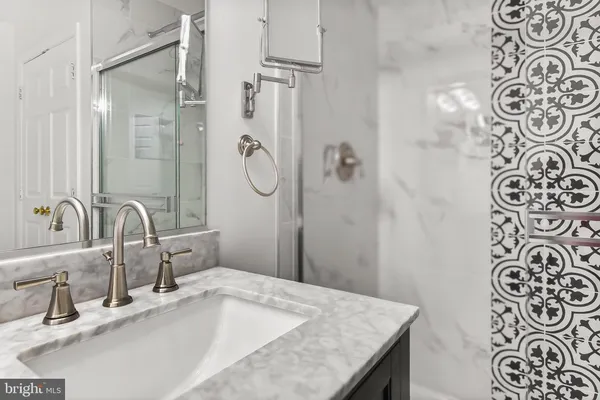 $549,000 | 1520 Northern Neck Drive, Unit 101, Vienna, VA 22182