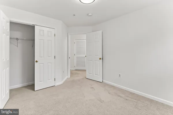 $549,000 | 1520 Northern Neck Drive, Unit 101, Vienna, VA 22182