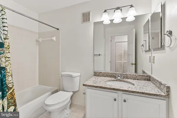 $549,000 | 1520 Northern Neck Drive, Unit 101, Vienna, VA 22182