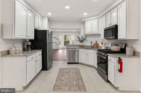 $549,000 | 1520 Northern Neck Drive, Unit 101, Vienna, VA 22182