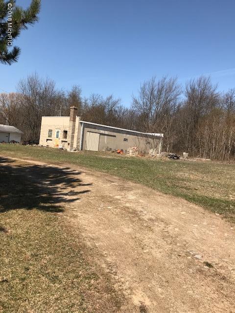 7085 Territorial Road Benton Harbor, MI 49022 - Photo 17 of 18 IMG_2928