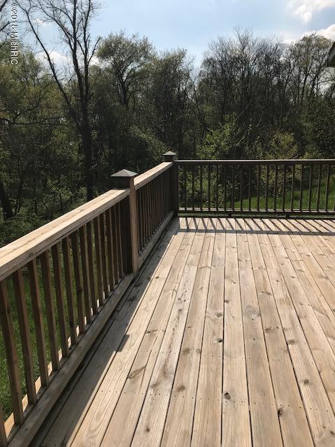7085 Territorial Road Benton Harbor, MI 49022 - Photo 10 of 18 IMG_3004