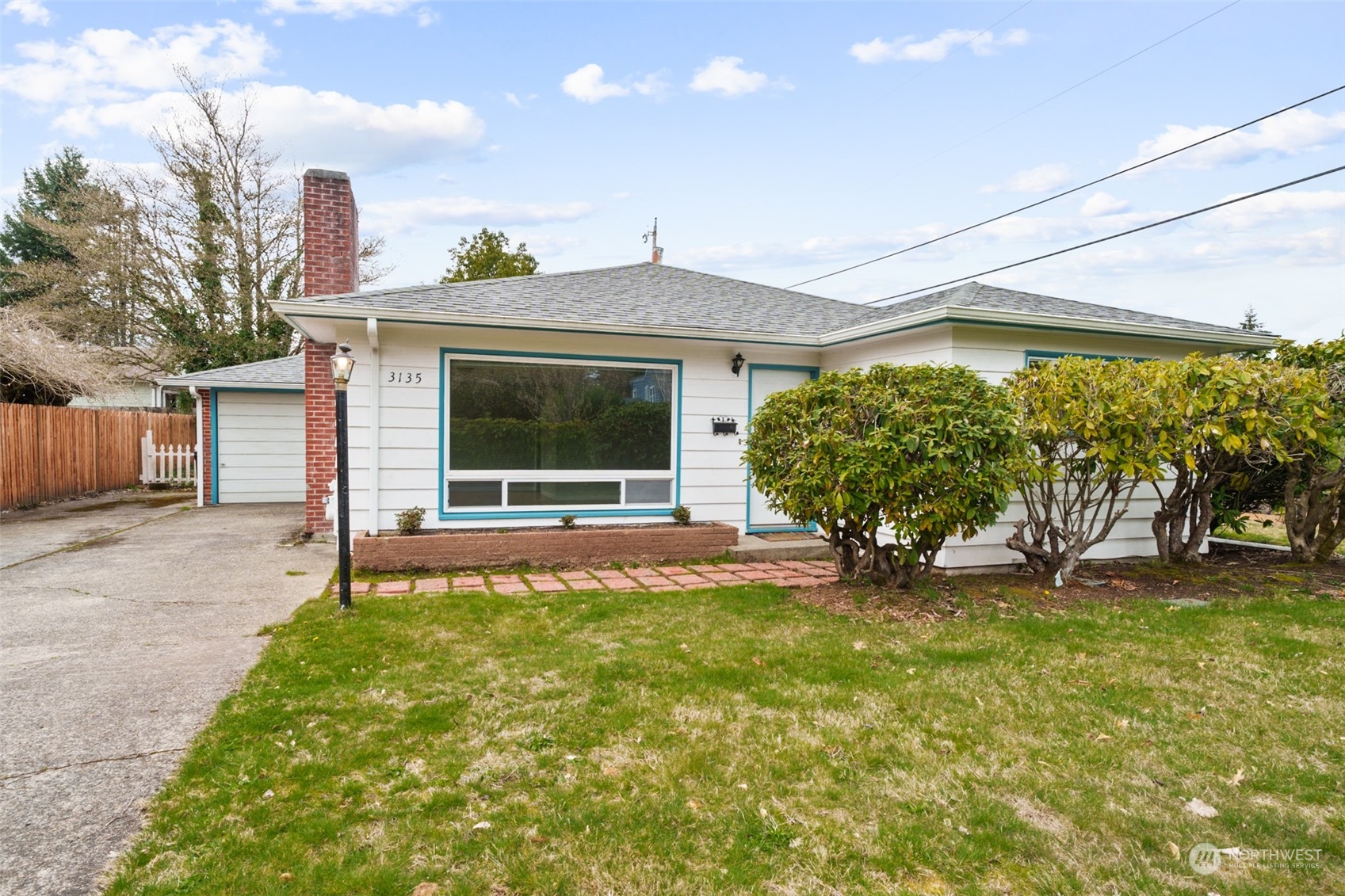 3135 Maringo Road Southeast Olympia, WA 98501 - Photo 4 of 25 Gallery Image 4