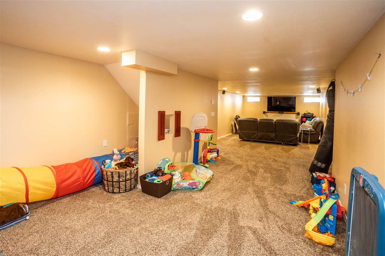 1418 North Woodruff Road Spokane Valley, WA 99206 - Photo 17 of 32