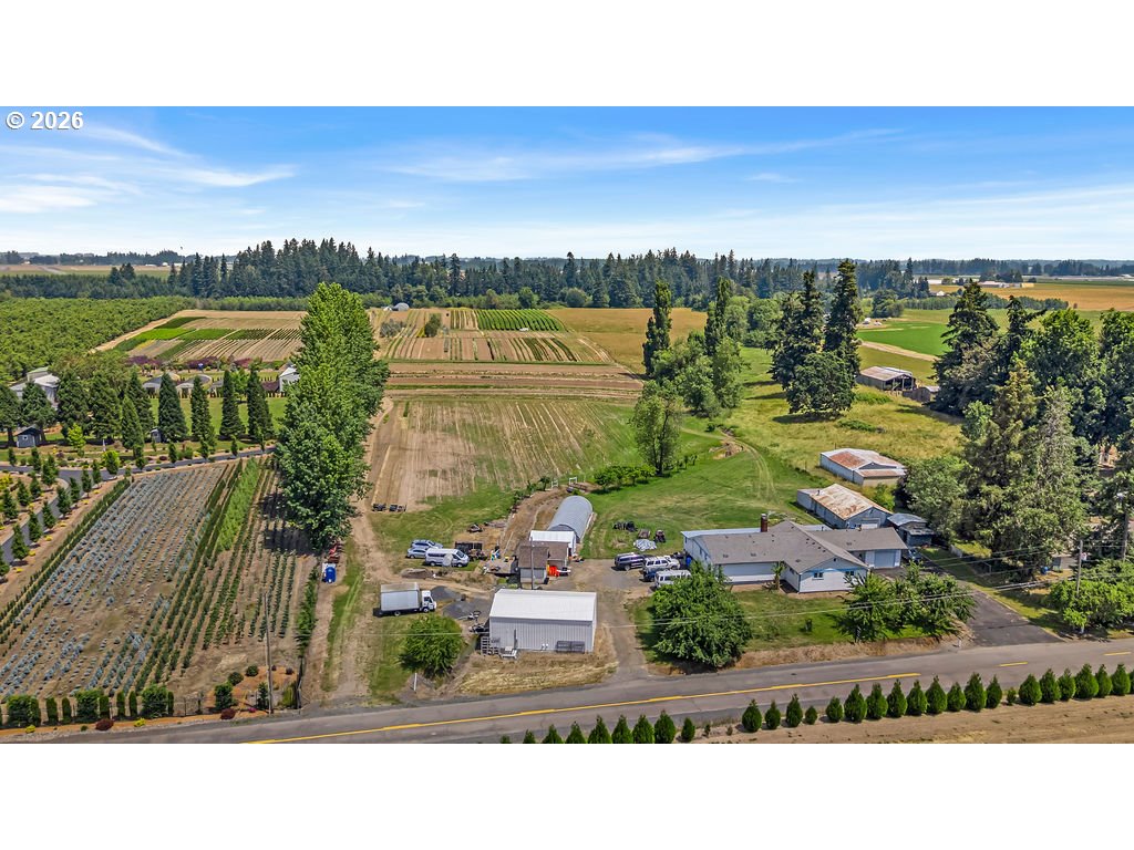 6637 Rochester Street Northeast Salem, OR 97305 - Photo 2 of 47