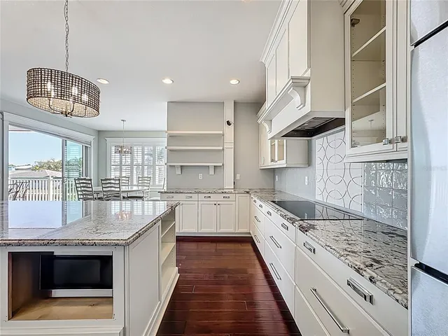 $5,795,000 | 529 77th Street, Holmes Beach, FL 34217