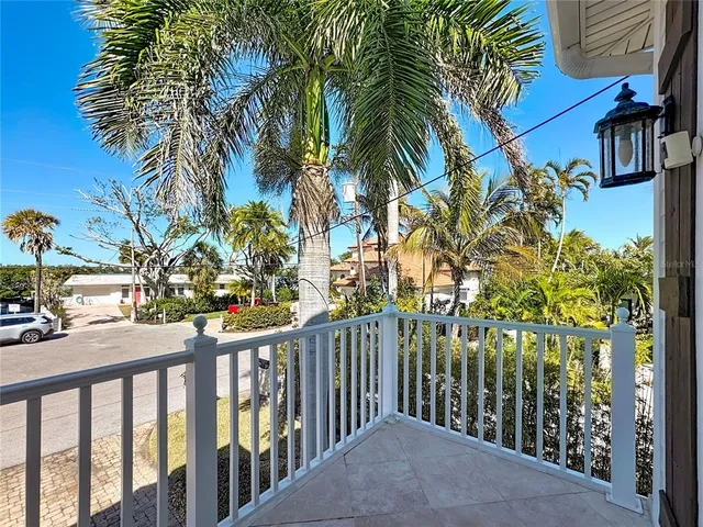 $5,795,000 | 529 77th Street, Holmes Beach, FL 34217