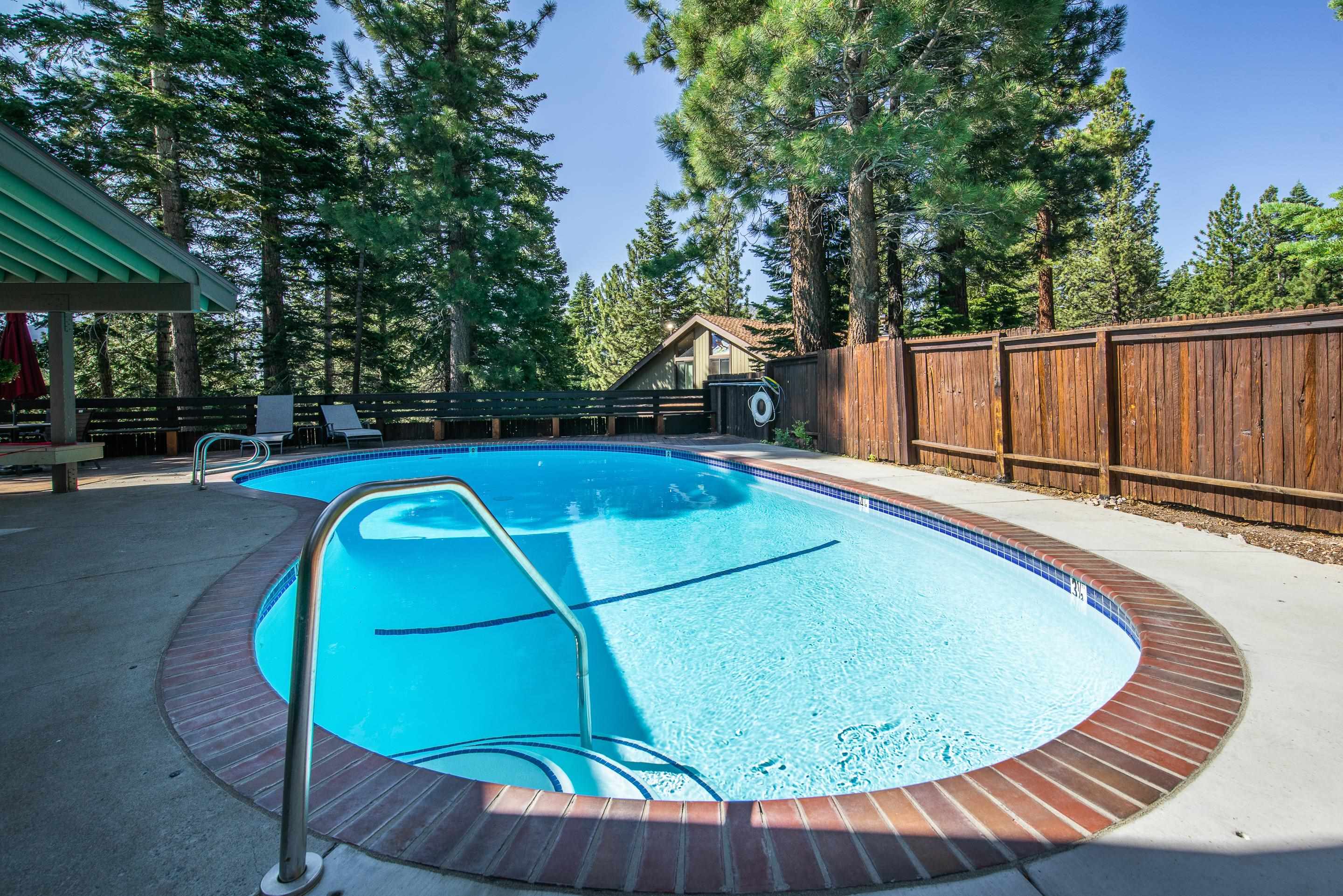 153 Lake Mary Road, Unit 29 Mammoth Lakes, CA 93546 - Photo 32 of 44 a view of swimming pool
