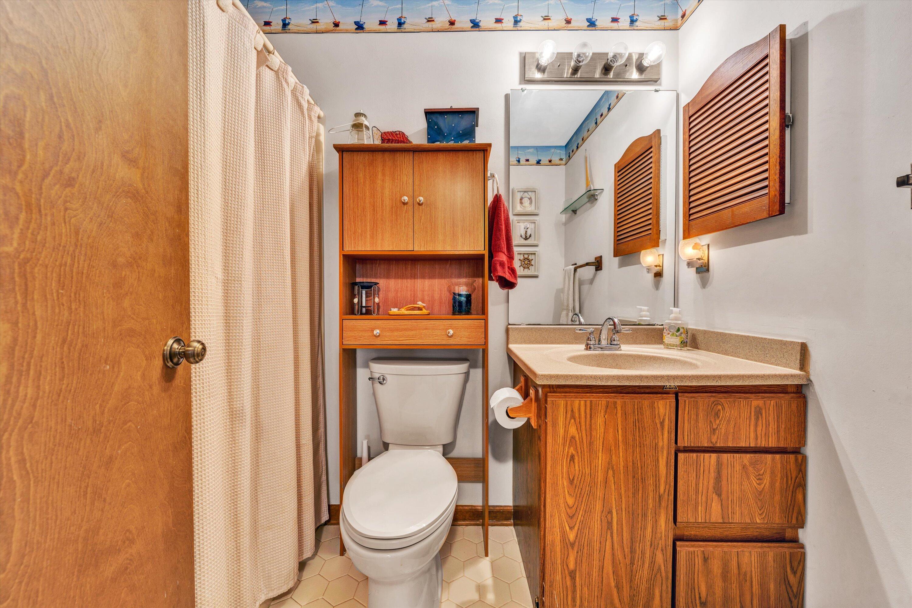 797 Oldfield Road Moneta, VA 24121 - Photo 21 of 35 797 Oldfield Road (26)