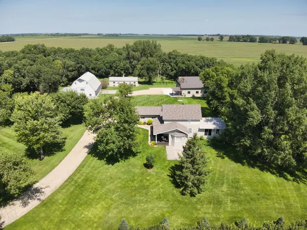 $469,900 | 15304 County Road 11, Herman, MN 56248