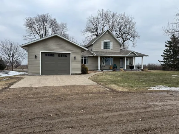 $469,900 | 15304 County Road 11, Herman, MN 56248