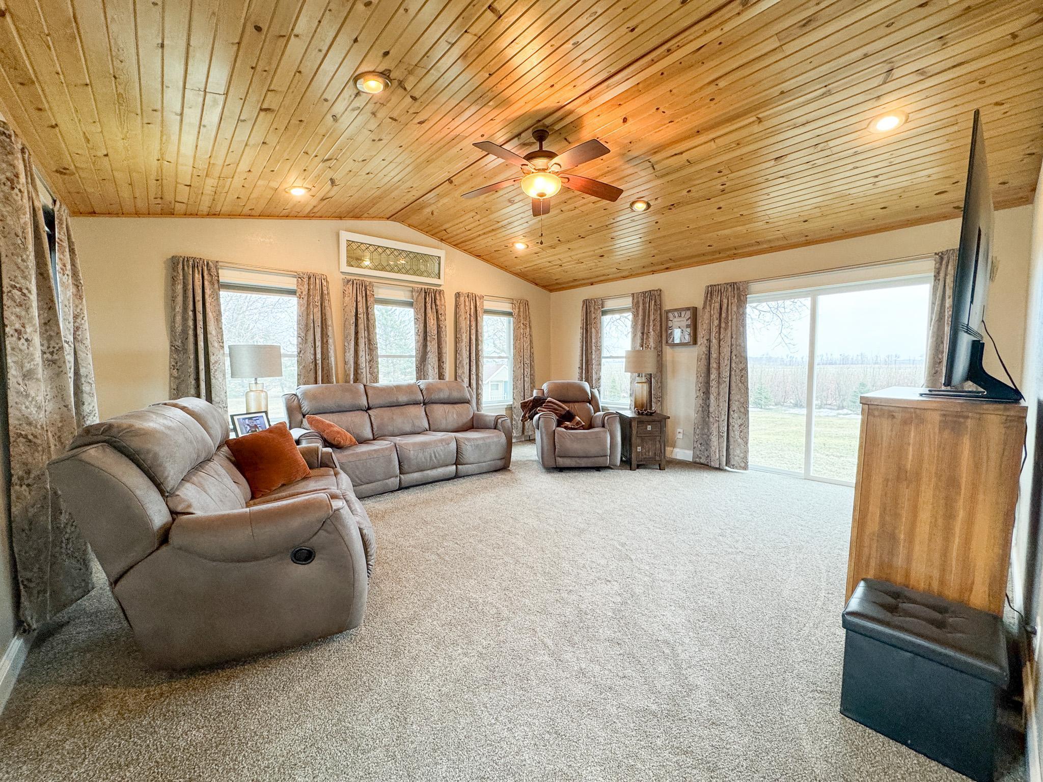 15304 County Road 11 Herman, MN 56248 - Photo 7 of 92