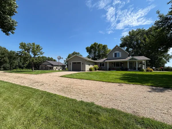 $469,900 | 15304 County Road 11, Herman, MN 56248