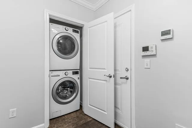 $3,500 | 446 Belgrade Avenue, Unit 208, Boston, MA 02132