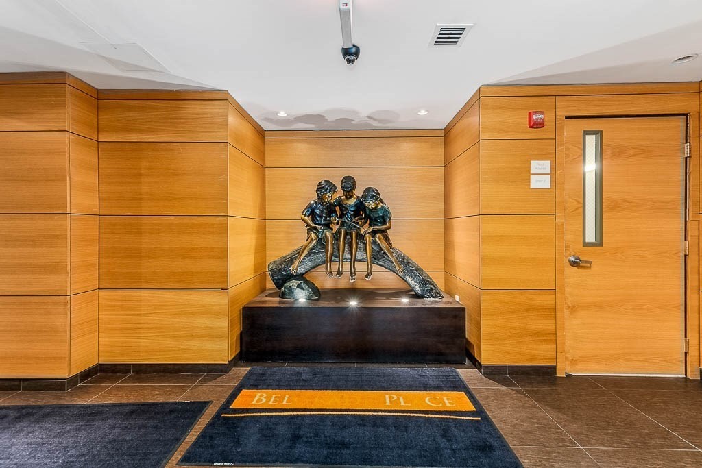 446 Belgrade Avenue, Unit 208 Boston, MA 02132 - Photo 8 of 36 a room with pool table