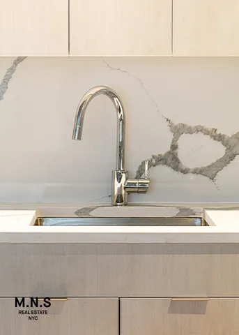 a close view of sink and tap